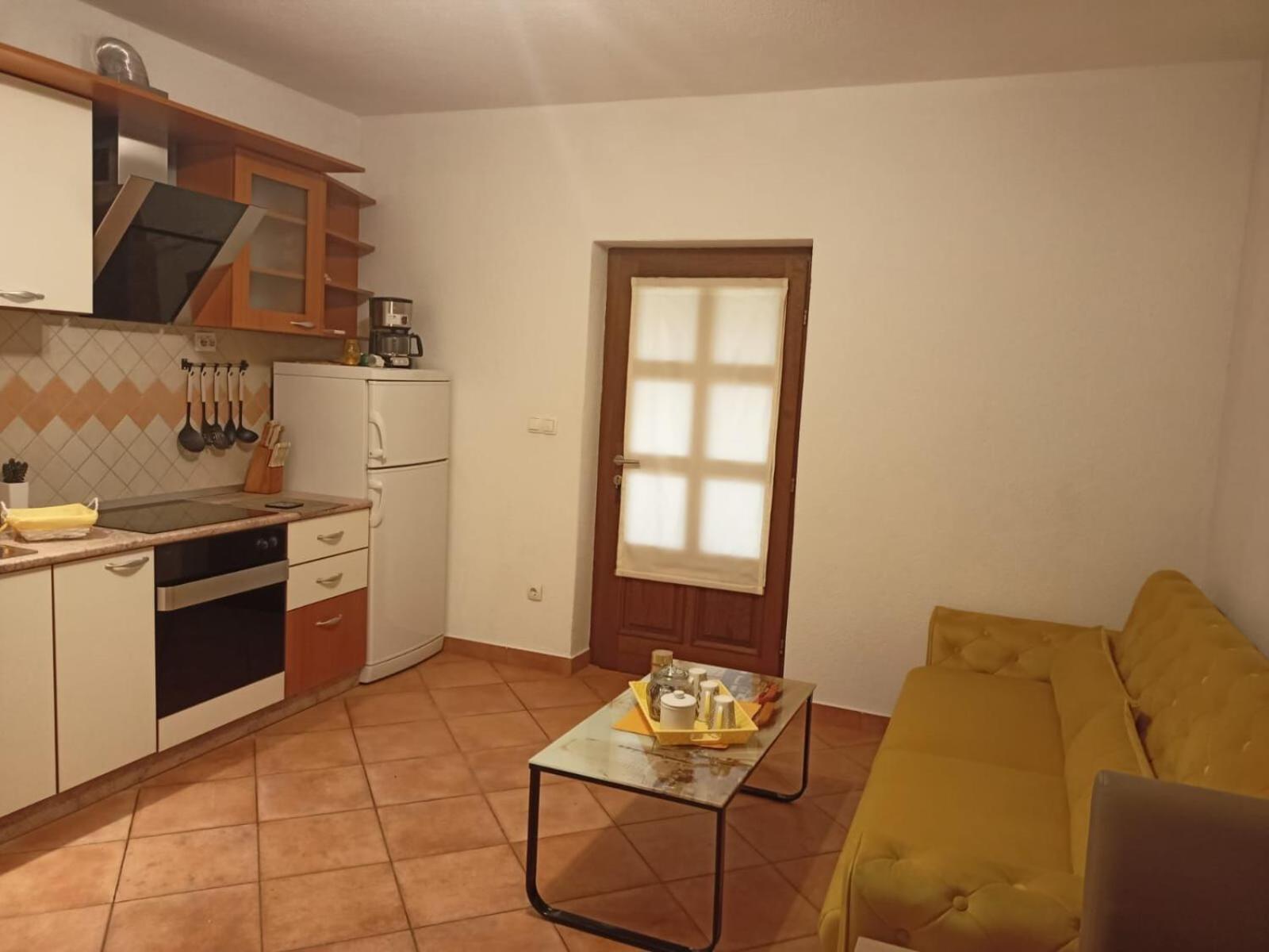 Apartment Piveta Trogir Exterior photo