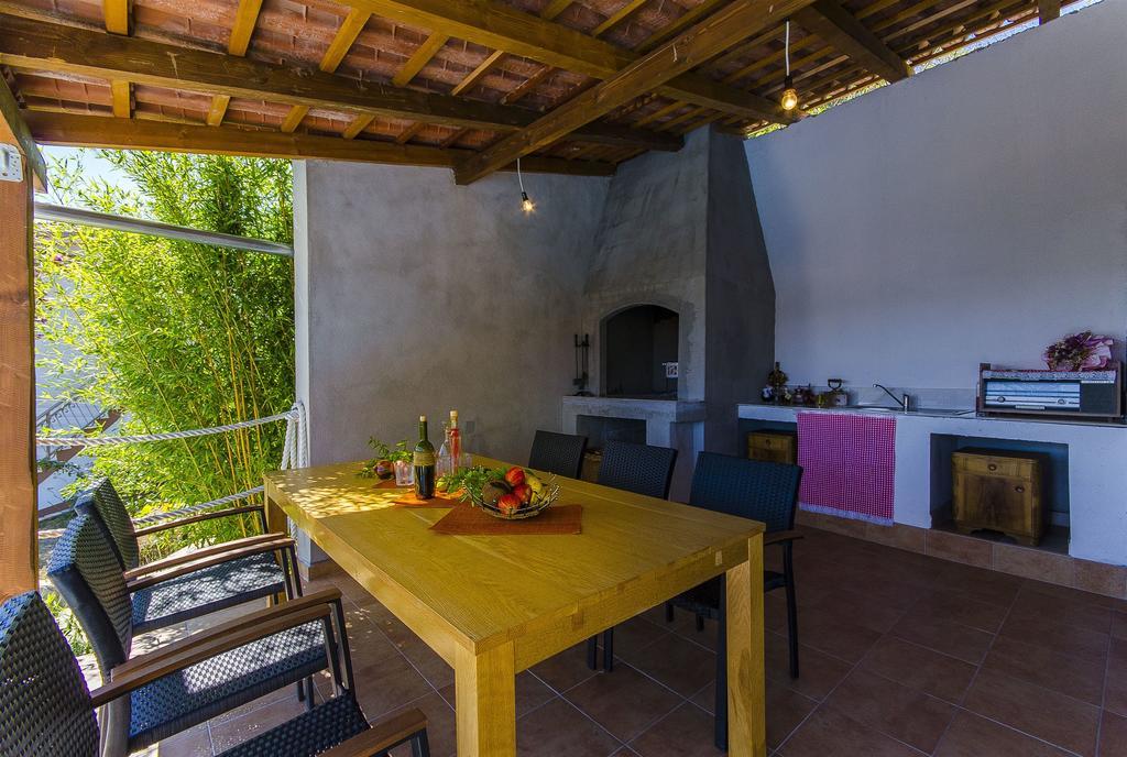 Apartment Piveta Trogir Exterior photo
