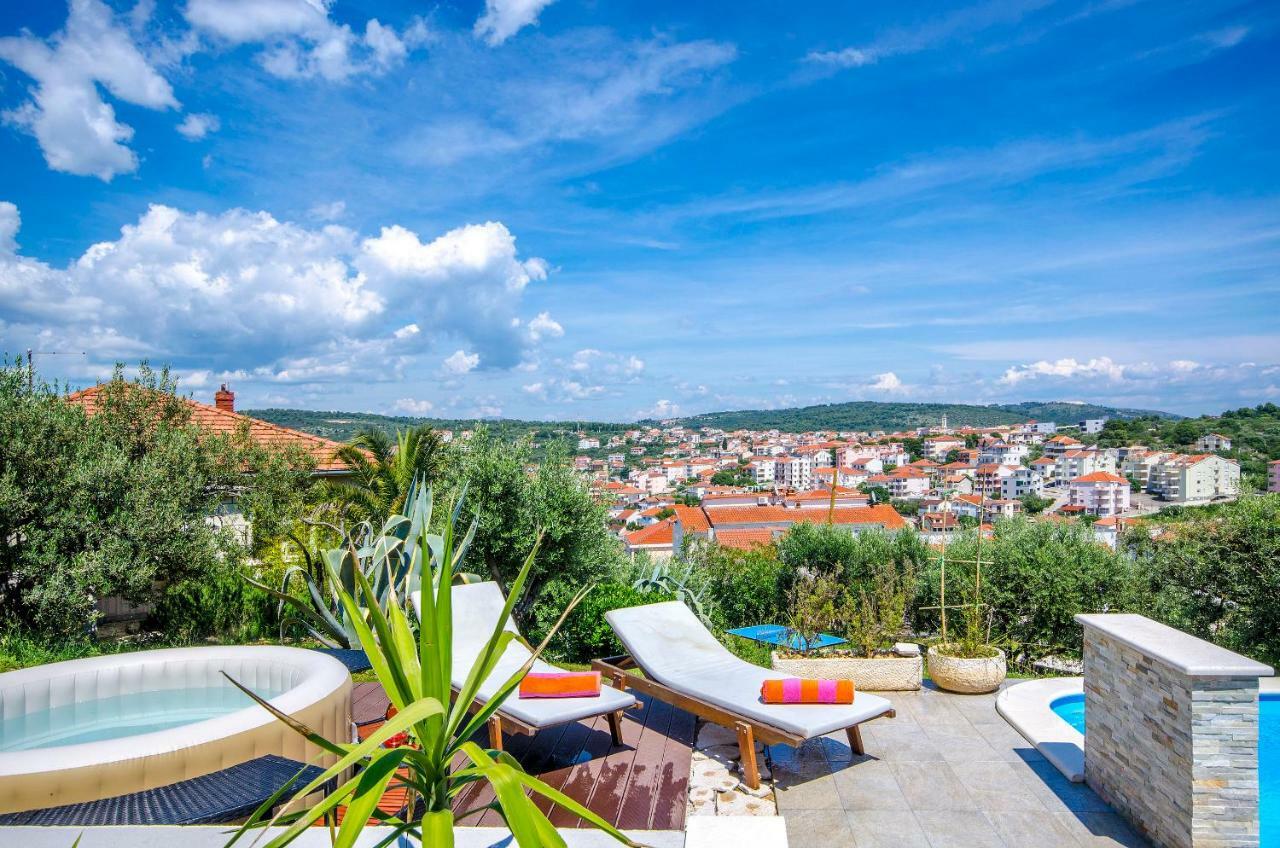 Apartment Piveta Trogir Exterior photo